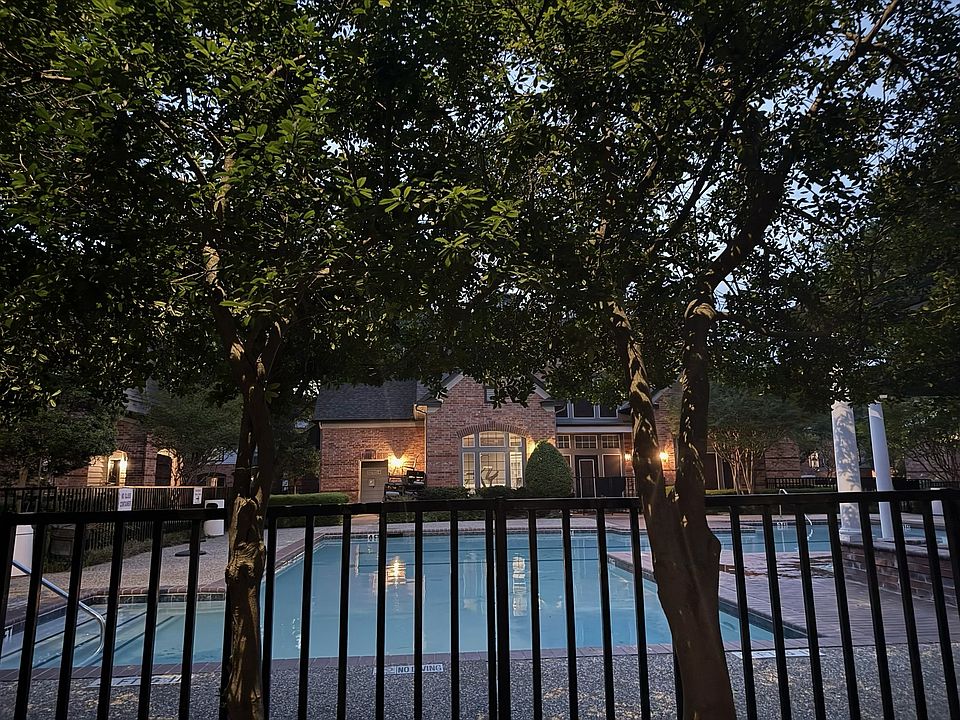 1st image of 2524 Preston Rd APT 1205