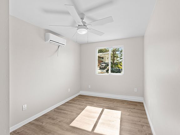 2nd image of 4976 54th St
