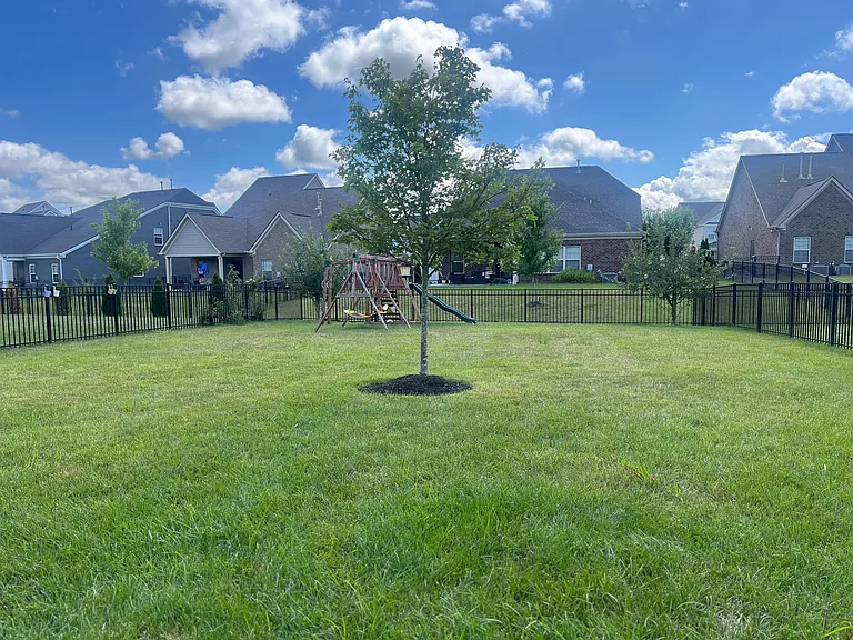 1049 Crisp Spring Dr — Photo 9
