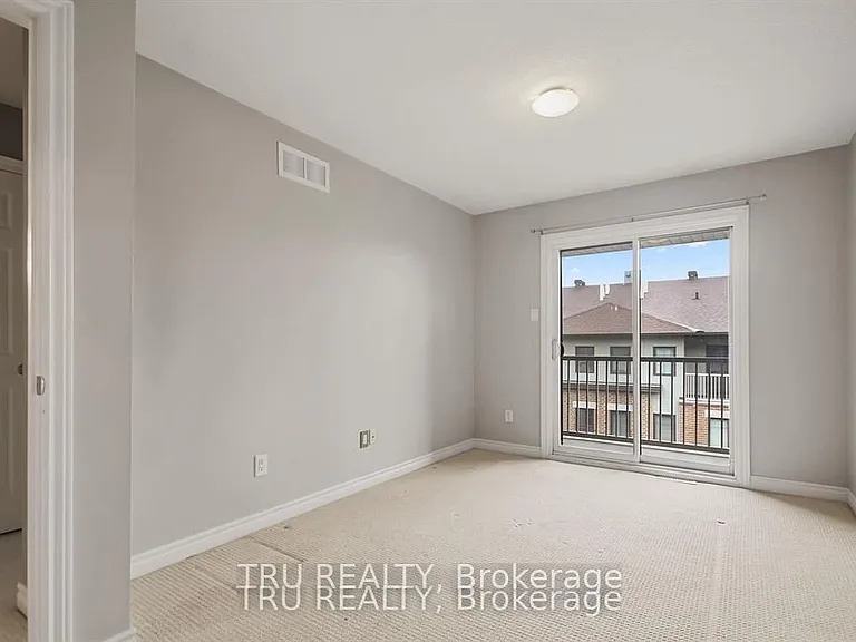 122 Lindenshade Dr #19 — Photo 21