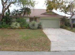 4111 Coral Springs Dr, Coral Springs, FL 33065