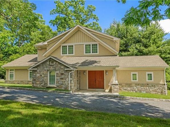 4 Hardscrabble Rd