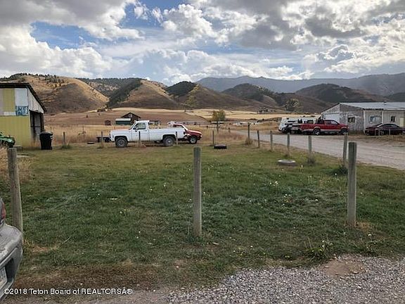 5th image of 114 Meadowlark Ln