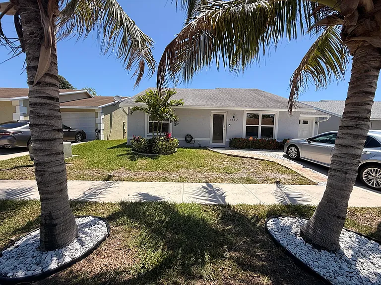 5584 Priscilla Ln — Photo 19