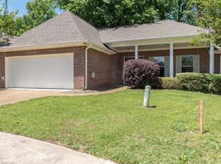 103 Woodbine Ct, Canton, MS 39046