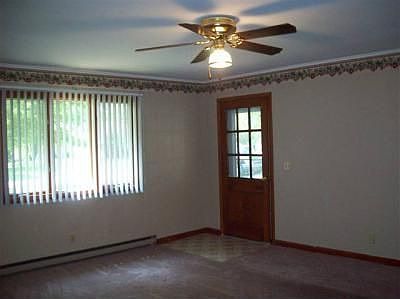 3rd image of 367 N County Road 125 W