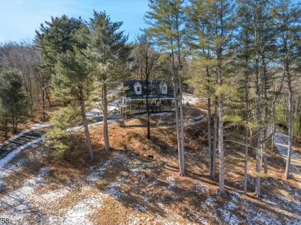 42 Sand Pond Rd, Hardwick Twp., NJ 07825