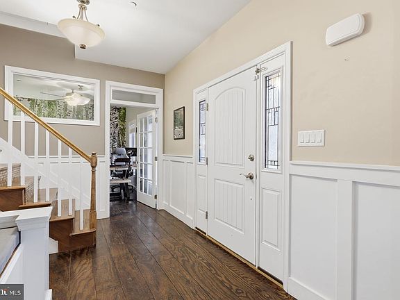 2nd image of 3852 Dark Hollow Rd