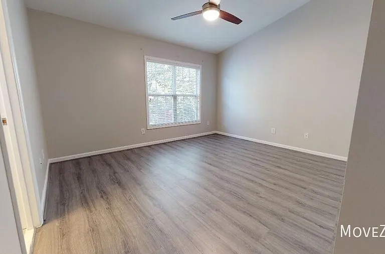 2121 Piney Brook Rd #104 — Photo 31