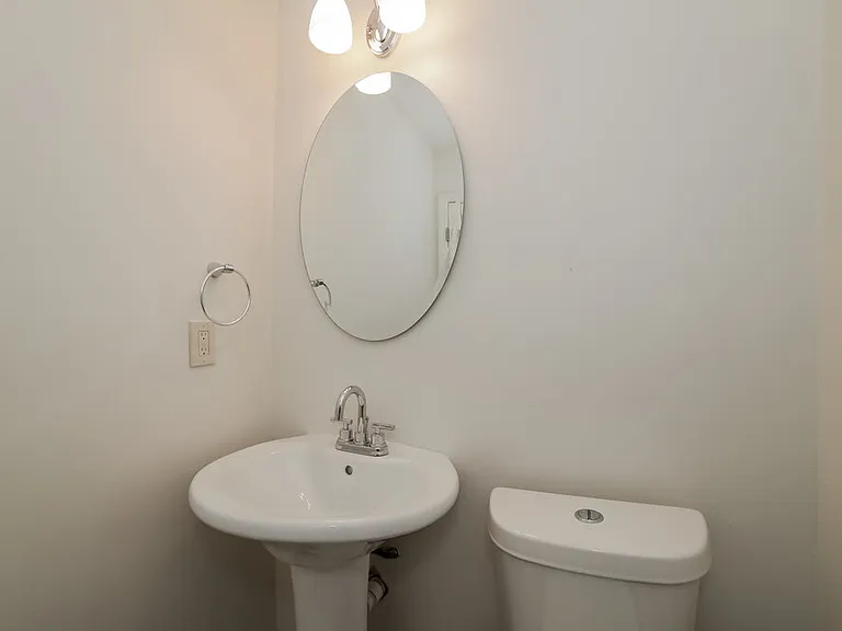 5690 Roundelay Way — Photo 15