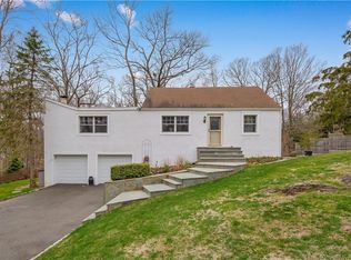 55 Glen Ave, Norwalk, CT 06850