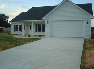 1005 Holland Dr, Albany, GA 31705