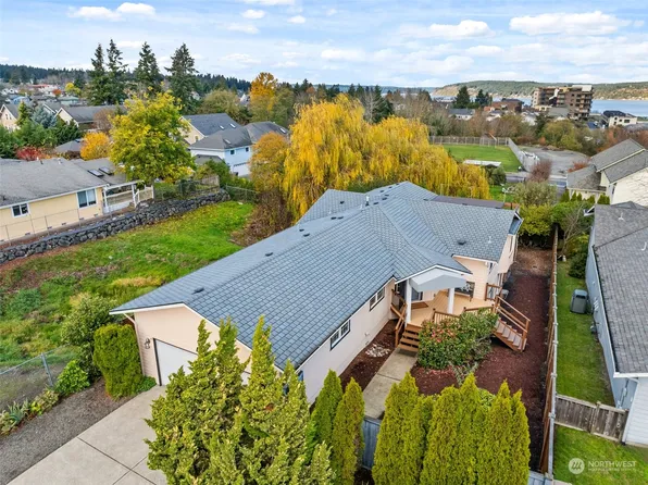 5415 N Court Street, Ruston, WA 98407