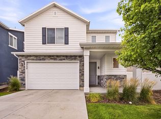 1734 W Parkview Dr, Syracuse, UT 84075