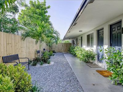 812 NE 17th Street #1-3, Fort Lauderdale, FL, 33305