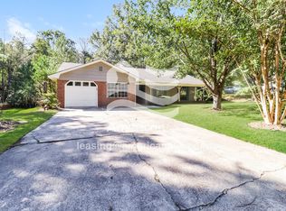 5341 Brookhollow Dr, Jackson, MS 39212