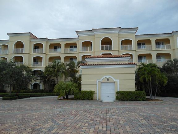 4th image of 31 Harbour Isle Dr E #101