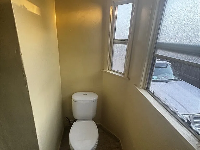 4058 Santa Ana St — Photo 14