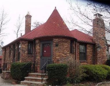 16212 Elsienna Ave, Cleveland, OH, 44135