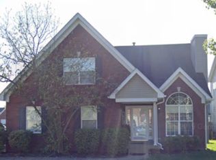 7101 Ridge Farm Ct, Louisville, KY 40291