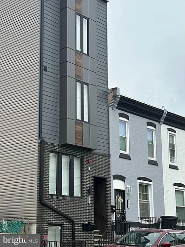 2614 N 7th St Photo 1