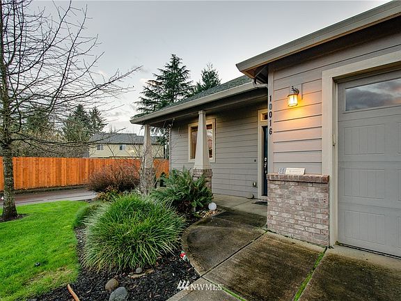 2nd image of 10016 NE 142nd Ave