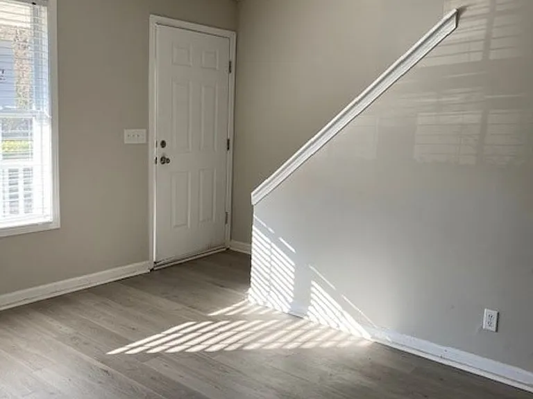 444 White Ingram Pkwy — Photo 12