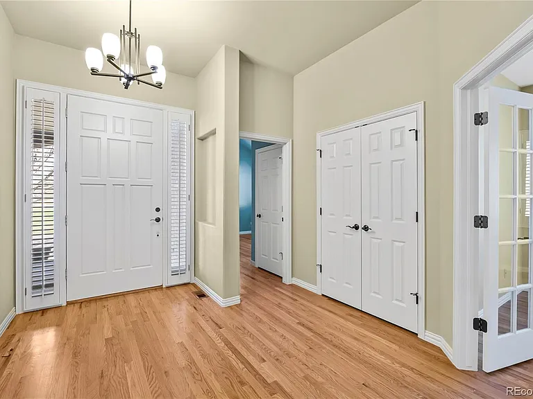 110 Blue Heron Cir — Photo 4