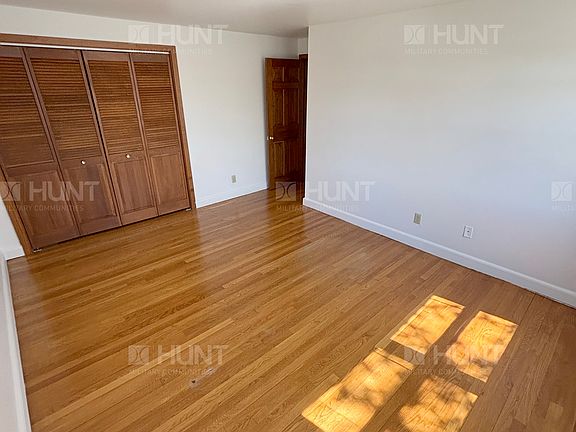3rd image of 25 Offutt Rd