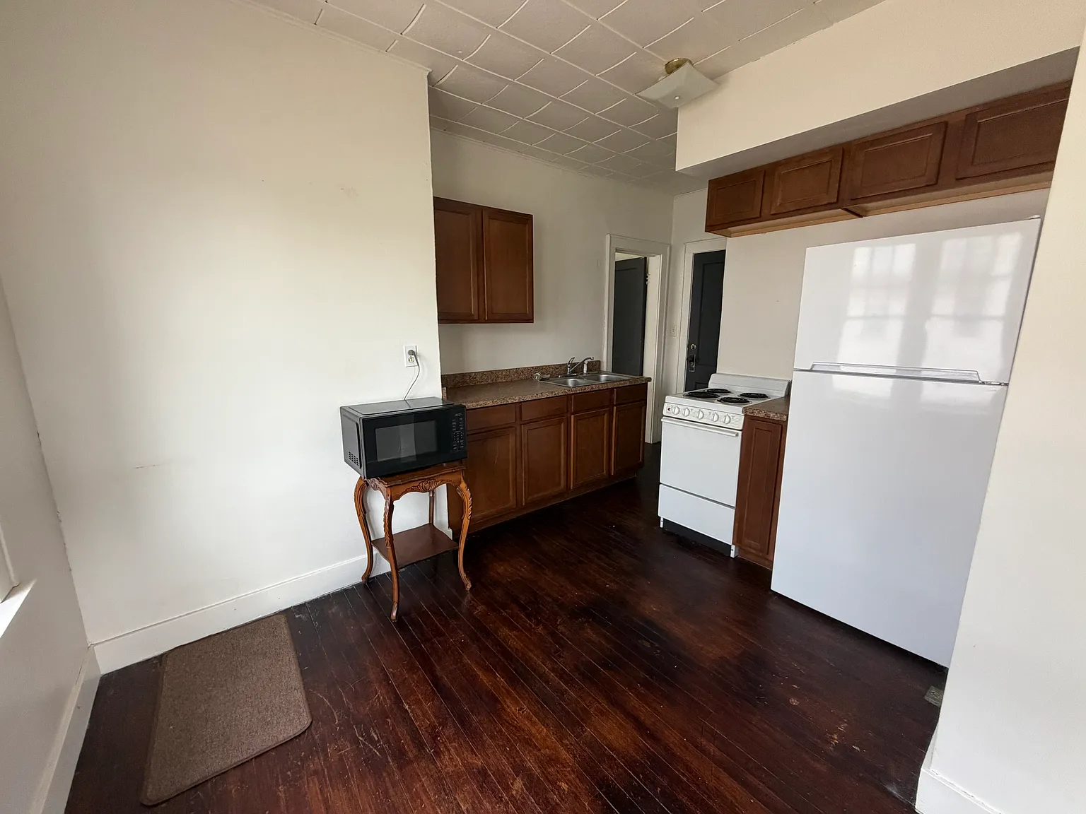 1 bed, 788 sqft, $895 — Photo 3