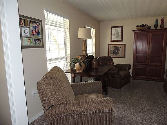4th image of 133 Bermuda Cir E