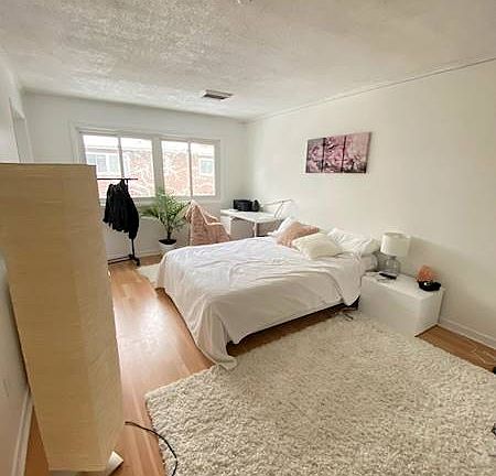 3rd image of 121 University Ave E #108