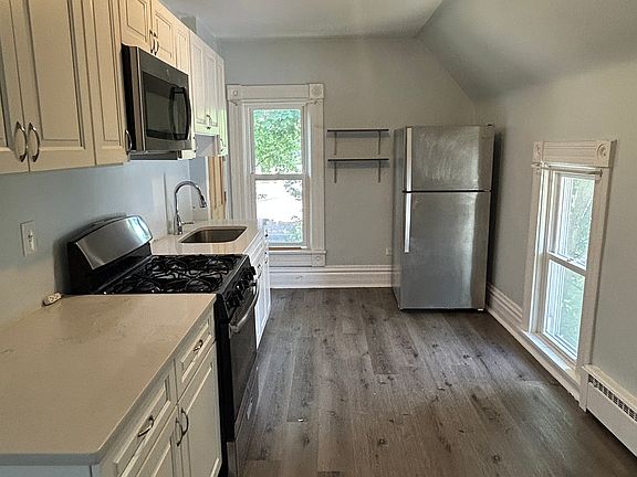 3rd image of 170 N Du Bois Ave #2