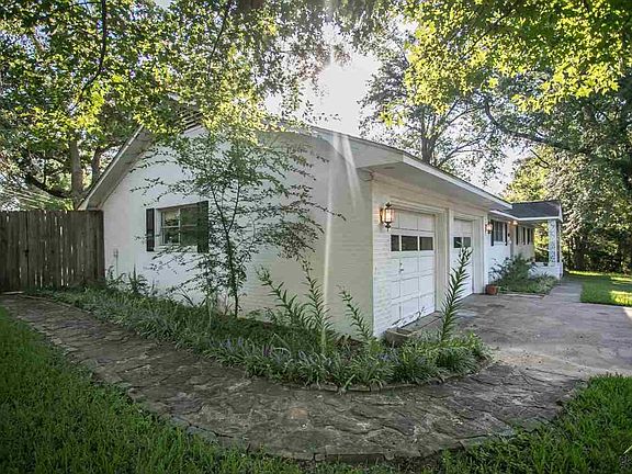 4th image of 3200 Harwood Dr