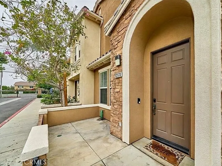 12573 Montaivo Ln — Photo 2