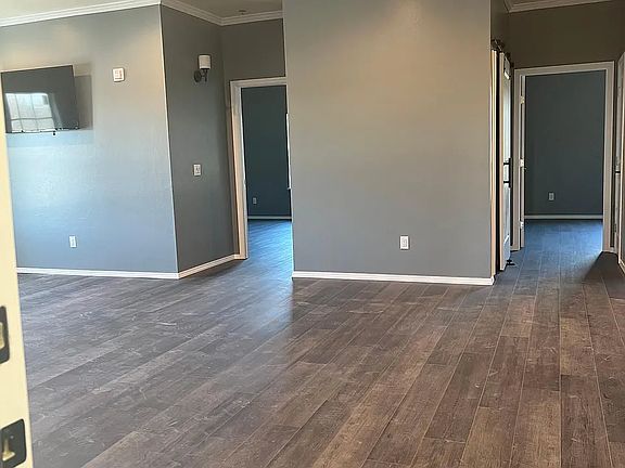4th image of 4614 N Macarthur Blvd APT 9