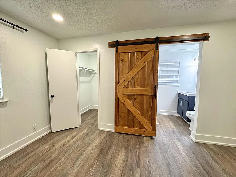 547 County Road 949E — Photo 12