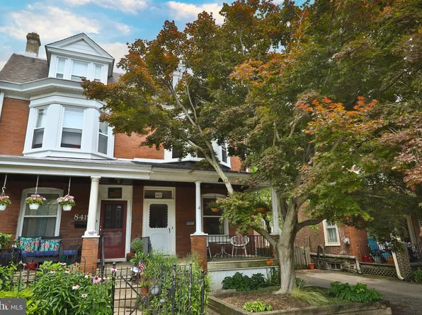 8417 Shawnee St, Philadelphia, PA 19118