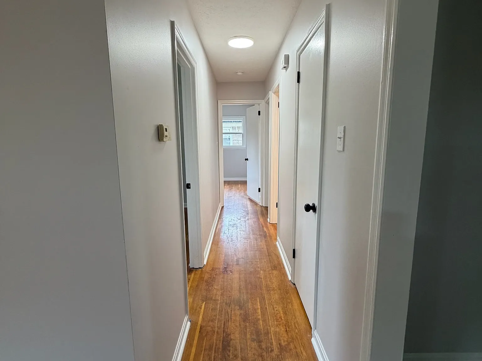 4 bed, 2376 sqft, $2,395 — Photo 2