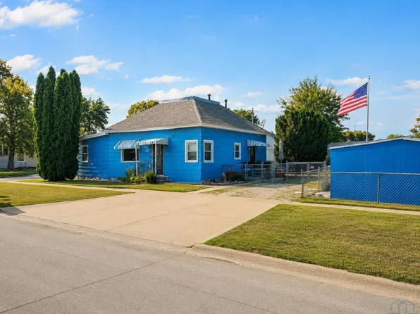 201 E 8th St, South Sioux City, NE 68776