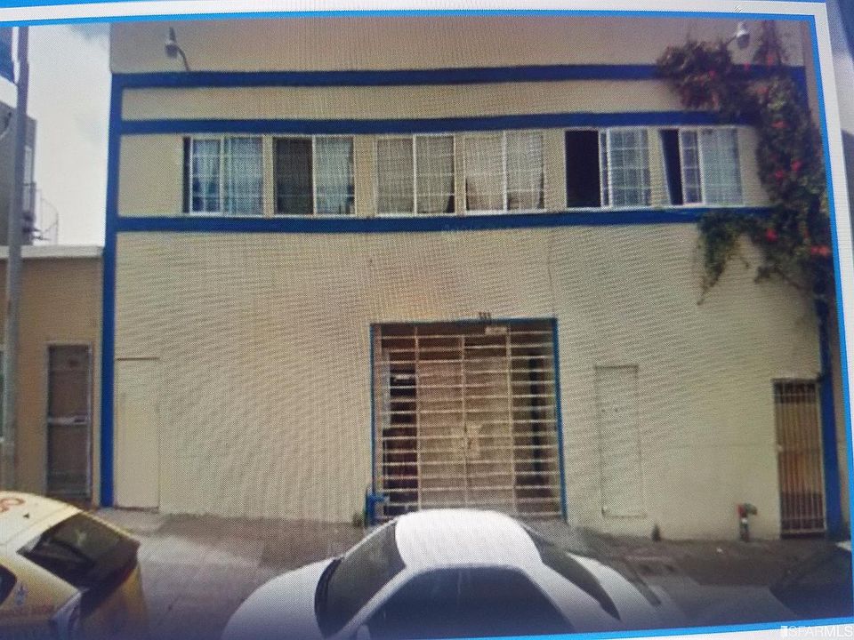 2nd image of 333 Randolph St