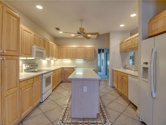 4th image of 4795 Aston Gardens Way #D-201
