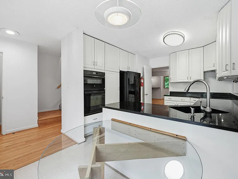 2242 Cartwright Pl — Photo 11