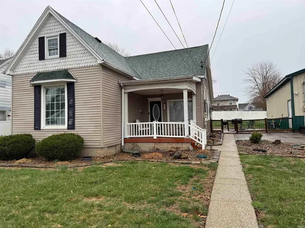 515 N 5th St, Boonville, IN 47601