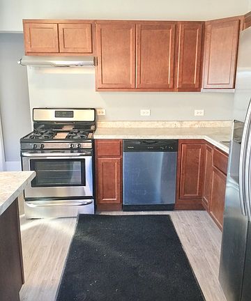 5th image of 16890 Park Ave