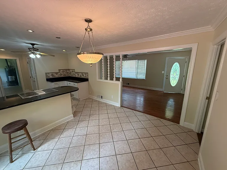 6063 Pine Terrace Dr — Photo 13
