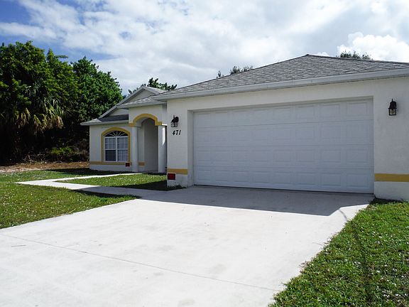 Driveway to 2 car garage