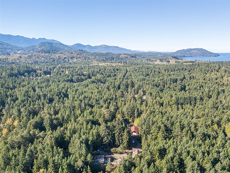 3rd image of 338 Hunt Road