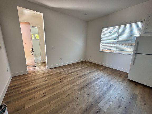 2nd image of 2579 Garden Farms Ave #B
