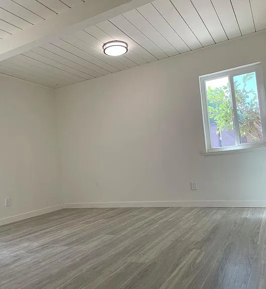 802 Lori Ave — Photo 10